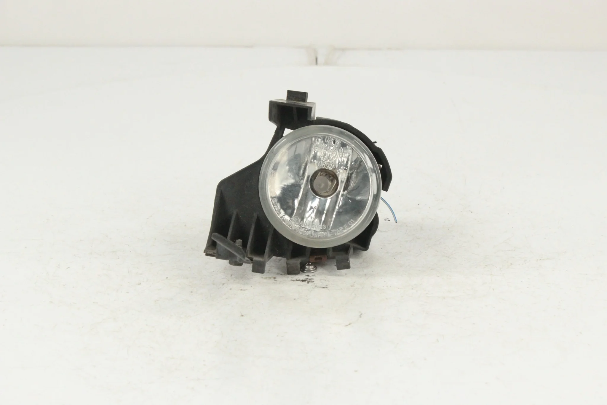 ТУМАНКА TOYOTA SUBARU ЛЕВАЯ 84501AG090  KB251Z