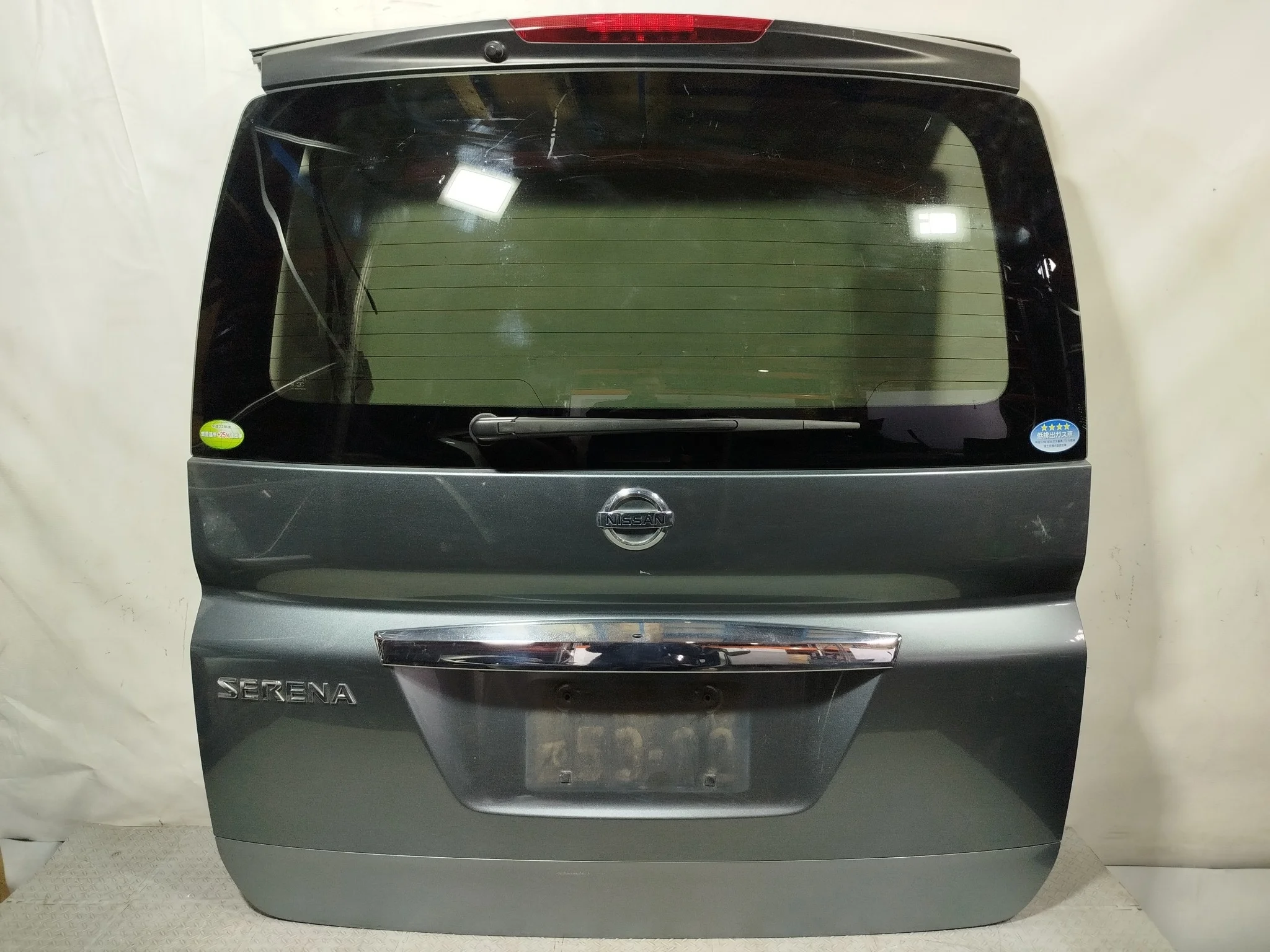 ДВЕРЬ ЗАДНЯЯ NISSAN SUZUKI LANDY SERENA K010MCY0MA  серый, KAK QA6694