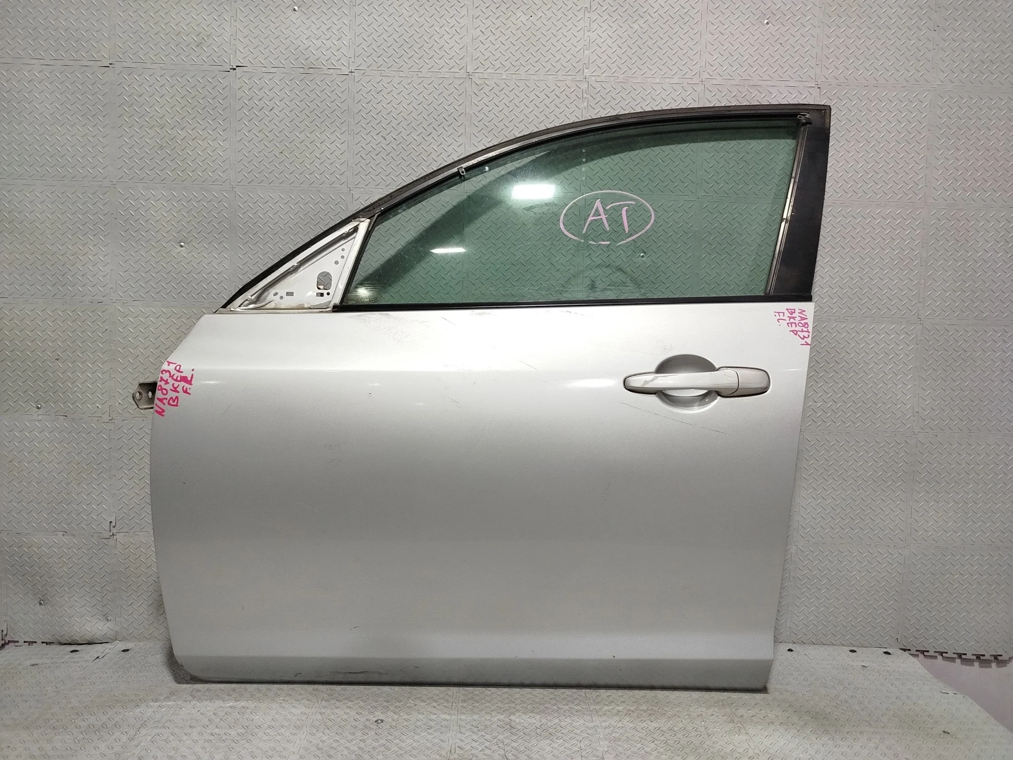ДВЕРЬ MAZDA AXELA MAZDA3 BPYK5902XA ПЕРЕДНЯЯ ЛЕВАЯ  серебро, 22V NA8731
