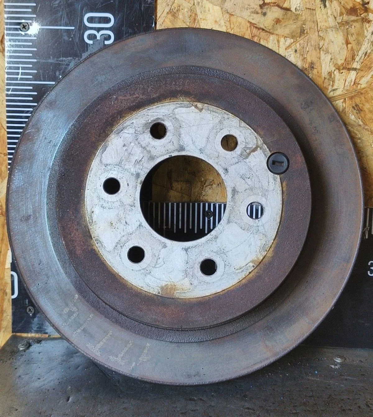 Диск тормозной задний Nissan Pathfinder III (2004—2010) 2008 B25 - GENUINE GRANITE