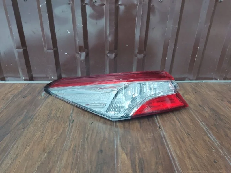 Фонарь Toyota Camry 2018-2021 8156133660 70, левый