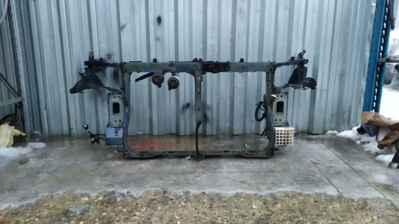Панель передняя Toyota Avensis 3 2008-2015 5320105907 T270