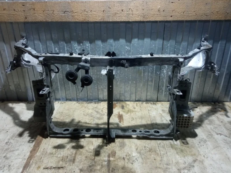 Панель передняя Toyota Avensis 3 2008-2015 5320105907 T270