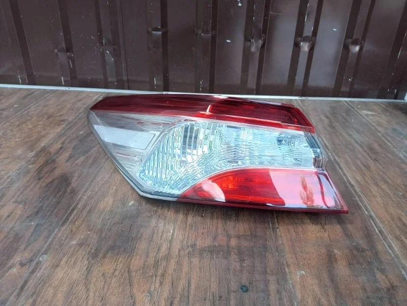 Фонарь Toyota Camry 2018-2021 8156133660 70, левый