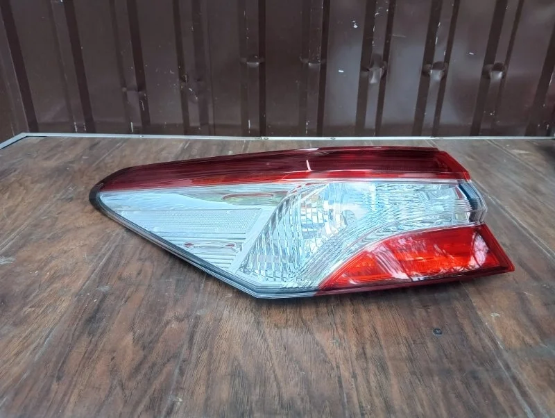 Фонарь Toyota Camry 2018-2021 8156133660 70, левый