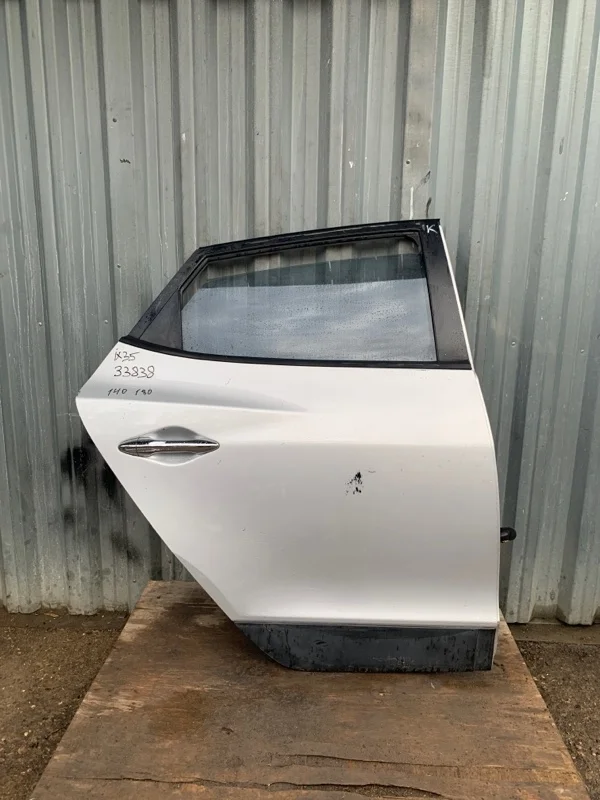 Дверь Hyundai ix35 2009-2015 770042Y000 1ПОКОЛЕНИЯ, задняя правая