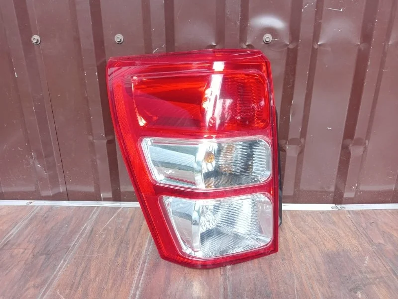 Фонарь Suzuki Grand Vitara 2006-2015 3567064J20, левый