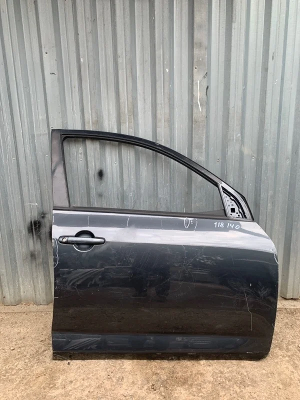 Дверь Toyota RAV4 2006-2012 6700142120 30, передняя правая
