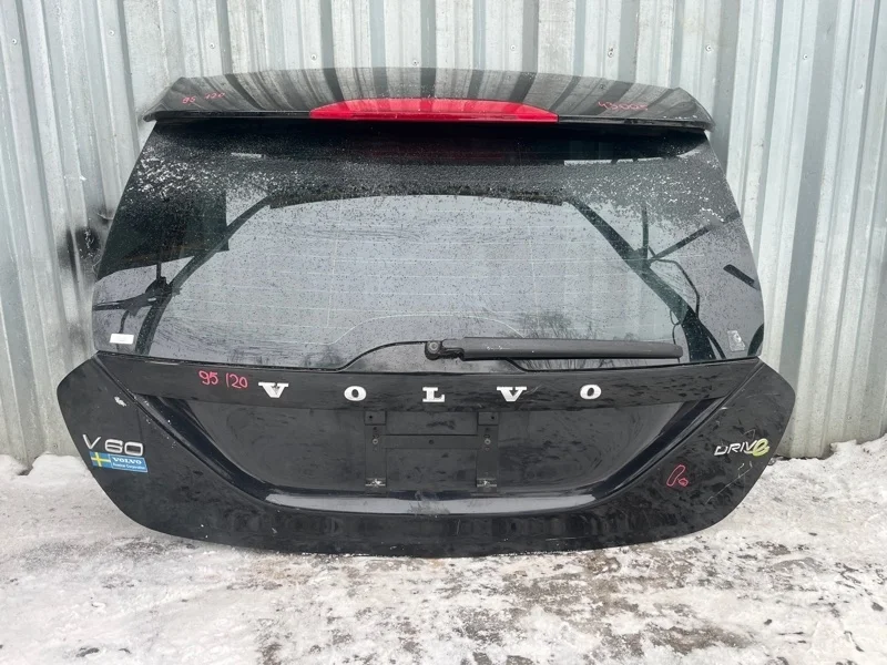 Крышка багажника Volvo V60 2011-2018 31335284
