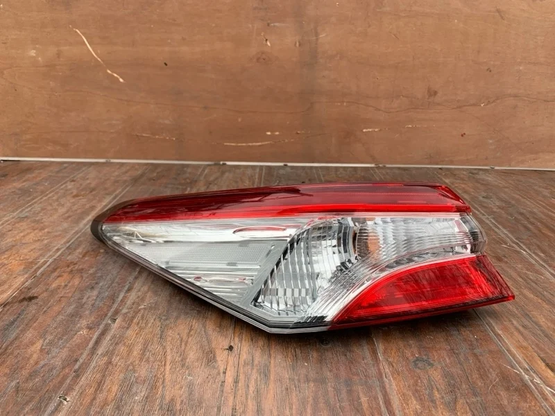 Фонарь Toyota Camry 2018-2021 8156133660 70, левый