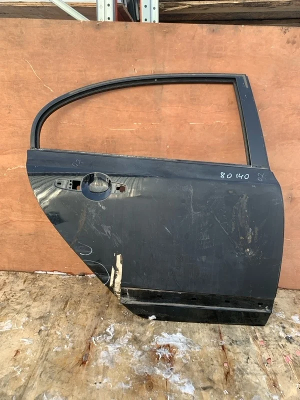 Дверь Honda Civic 8 2006-2011 67510SNAU00ZZ 4D, задняя правая