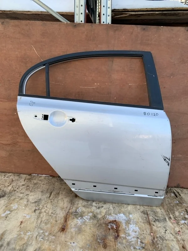 Дверь Honda Civic 8 2006-2011 67510SNAU00ZZ 4D, задняя правая