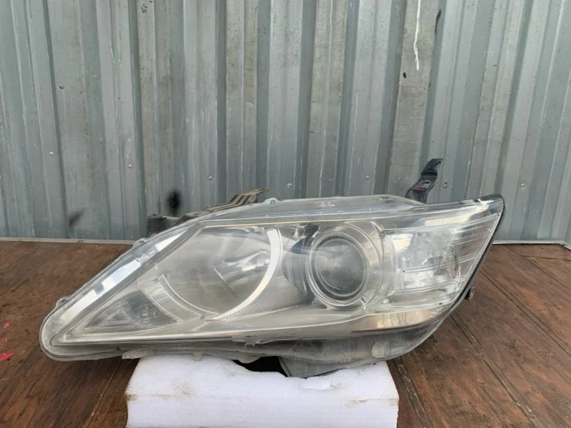 Фара ксенон Toyota Camry 2012-2014 8117033841 50, левая