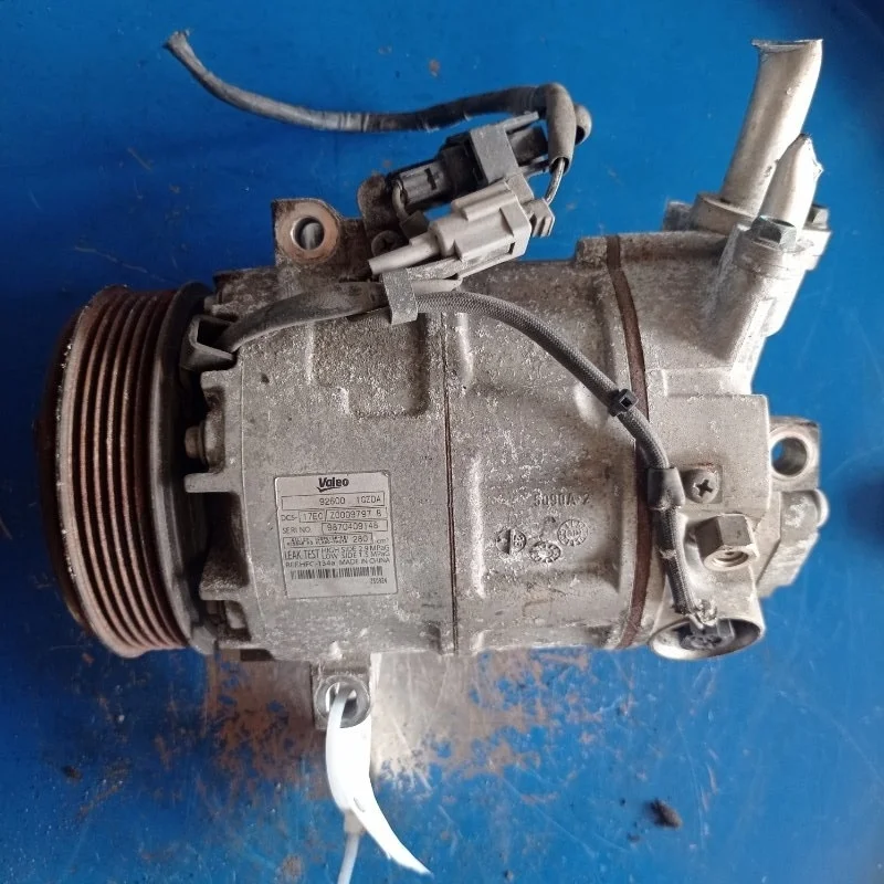 Компрессор кондиционера Nissan Qashqai X-TRAIL 2006-2013 92600EN22B J10 T31 MR20DE