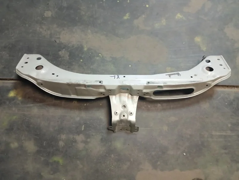 Панель верхняя Mitsubishi Outlander XL 2007-2009 5256A410