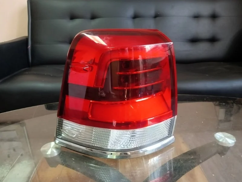 Фонарь Toyota Land Cruiser 2015-2021 8156160B80 200, левый