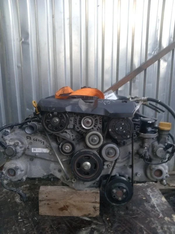 Двигатель Subaru Forester 2011-2017 10100CA610 FB25 ГЕН. В ЦЕНТРЕ