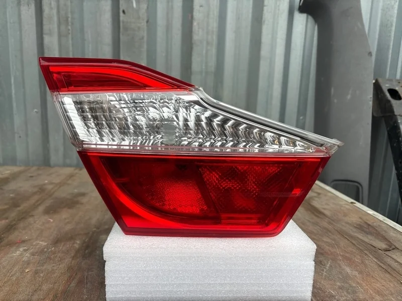 Фонарь Toyota Camry 2011-2014 8156133550 50, левый