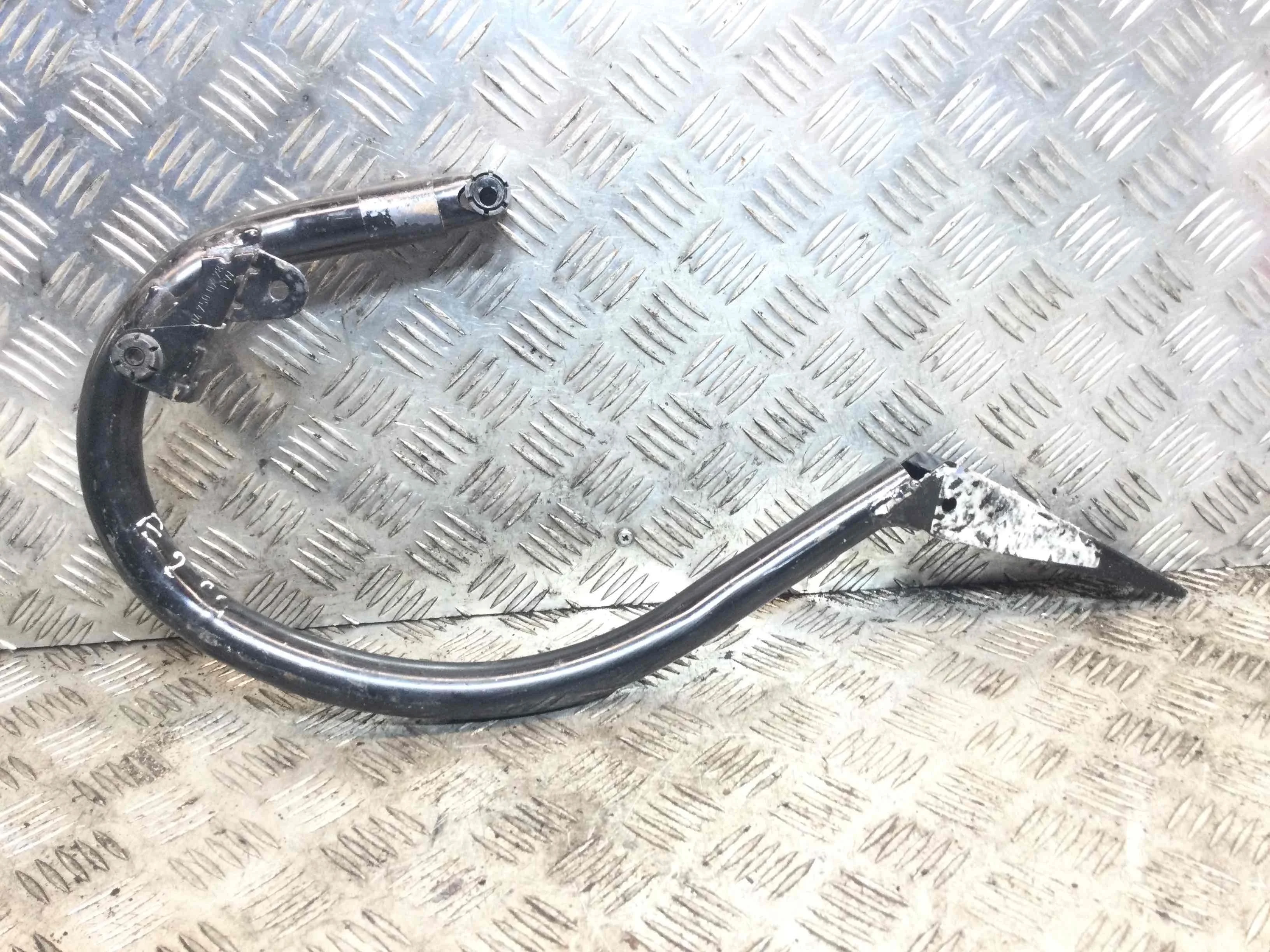Петля крышки багажника Mercedes C-klasse W204/S204 (2007-2012) дизель 2.2 CDI Автомат Седан