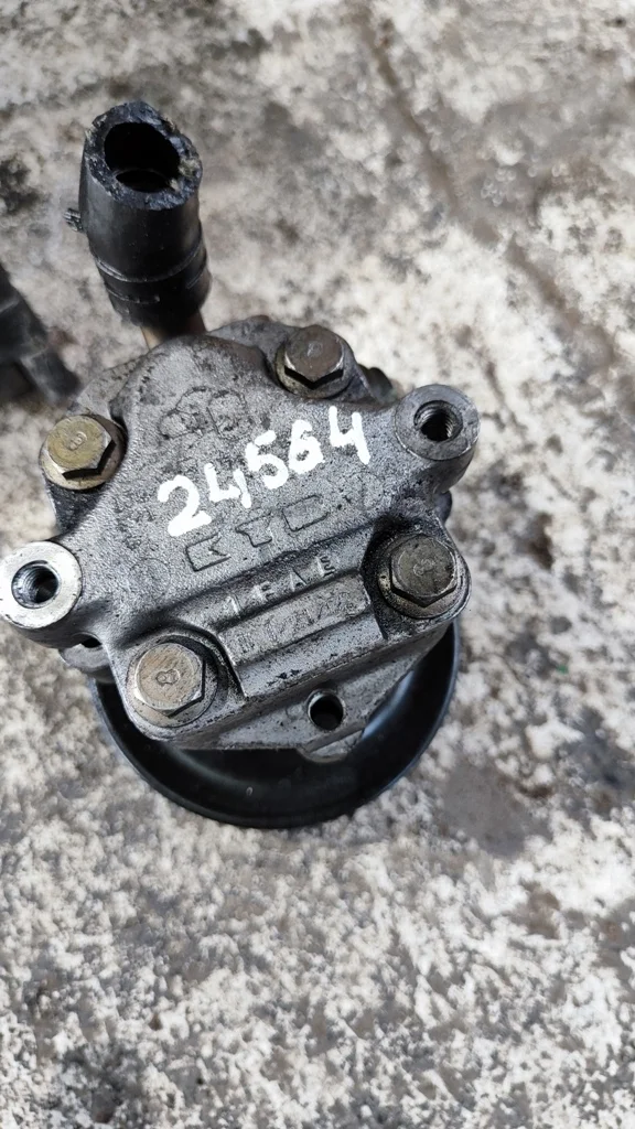 (24564) Насос гидроусилителя руля Volkswagen Golf IV 2000 1,9 TDi 1J0422154B