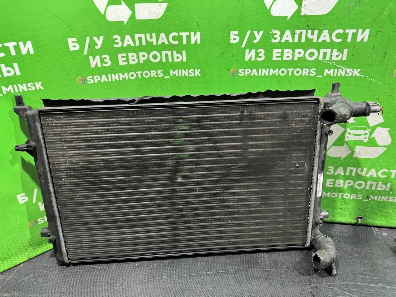 (43338) Радиатор (основной) Volkswagen Caddy 2001 1,6 i 1K0121251P