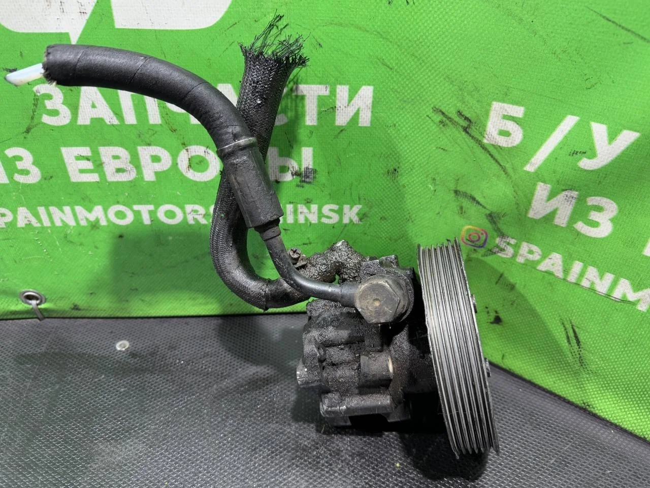 (43818) Насос гидроусилителя руля Audi A4 B6 2003 2,5 TDi 8E0145155