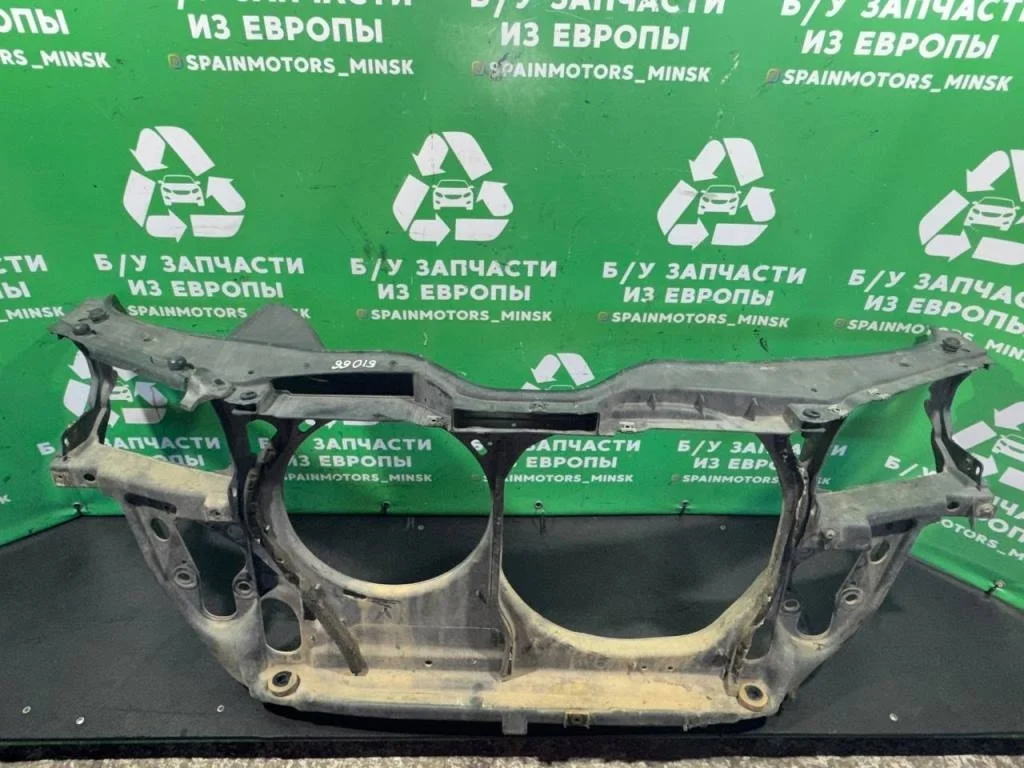 (51066) Передняя панель крепления облицовки (телевизор) Volkswagen Passat B5 1998 3B0805594