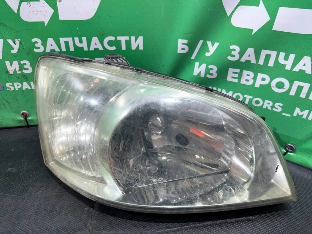 (52866) Фара правая Hyundai Getz 2004 921021C000