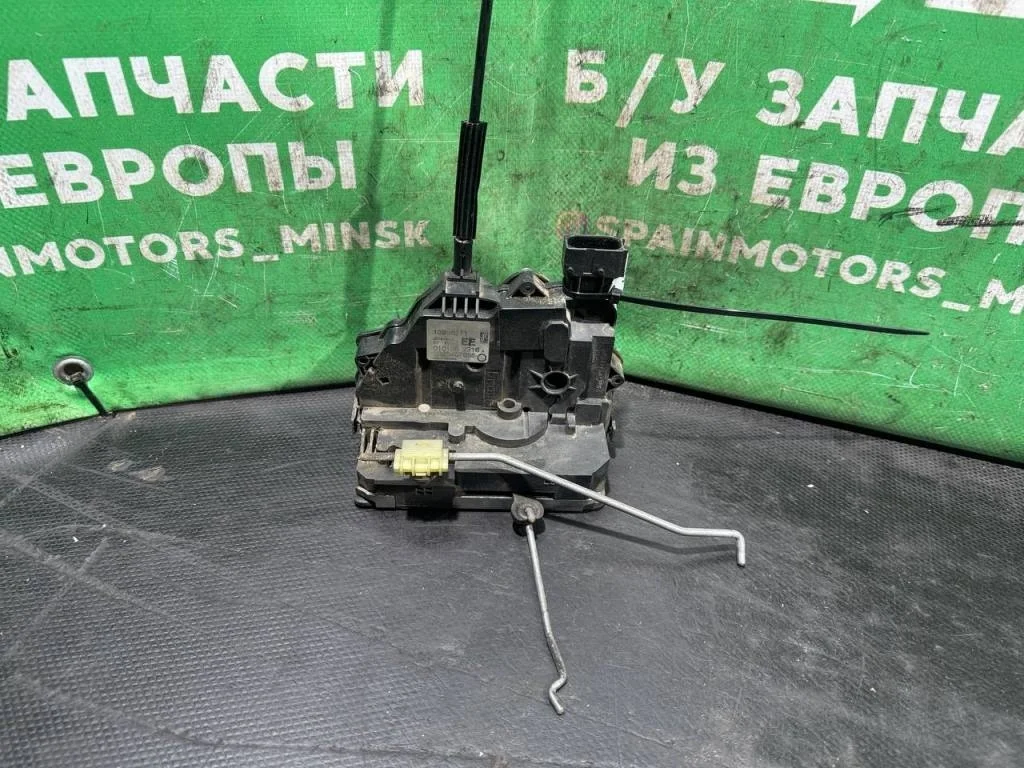 (58845) Замок двери передней левой Opel Corsa D 2008 13258271