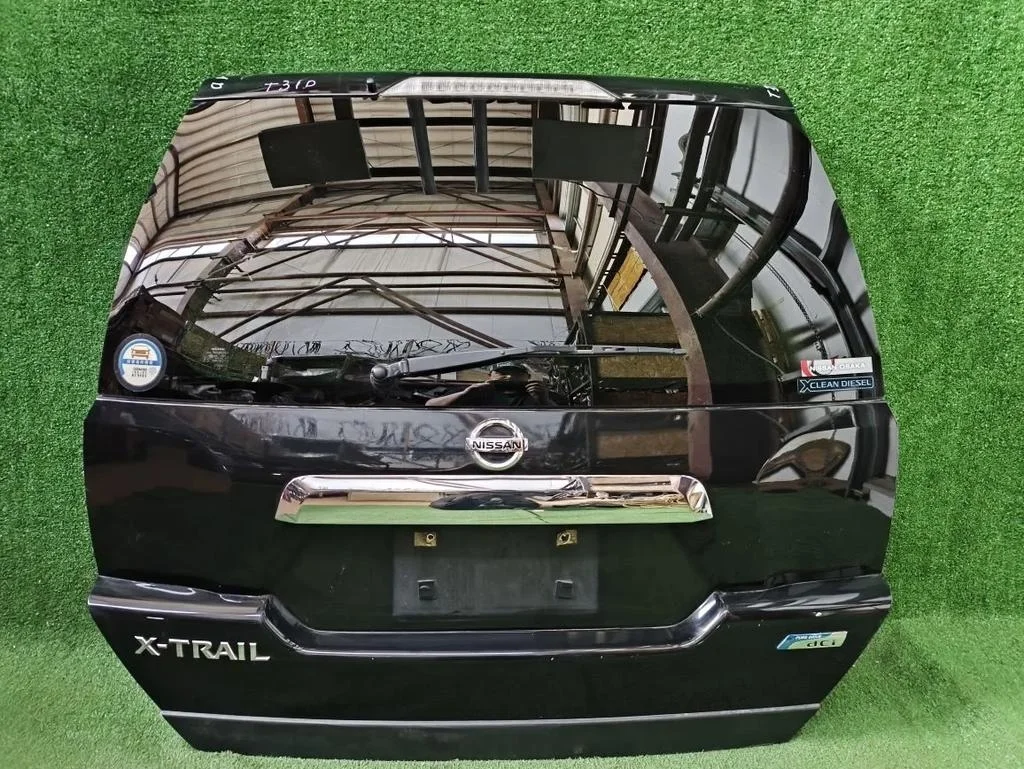 Б.у. дверь багажника NISSAN X-TRAIL T31 NISSAN X-TRAIL T31 2.0 2012