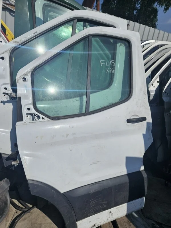 Дверь передняя левая сборе Ford Transit TTG
