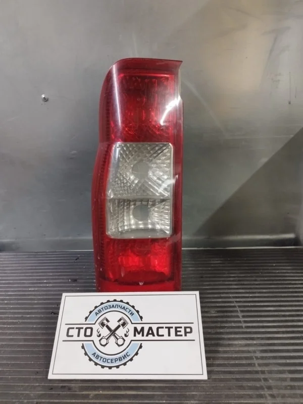 Фонарь задний левый Ford Transit