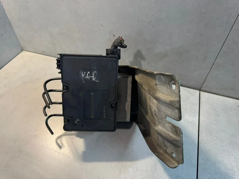 Блок ABS Volvo S60 2004 8671224 1 B5244S