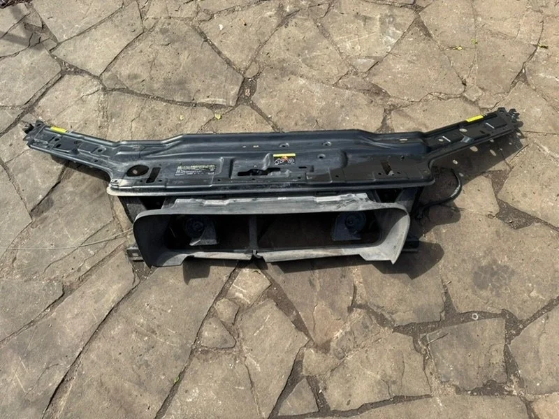 Панель передняя (телевизор) Volvo S60 2004 30655380 1 B5244S