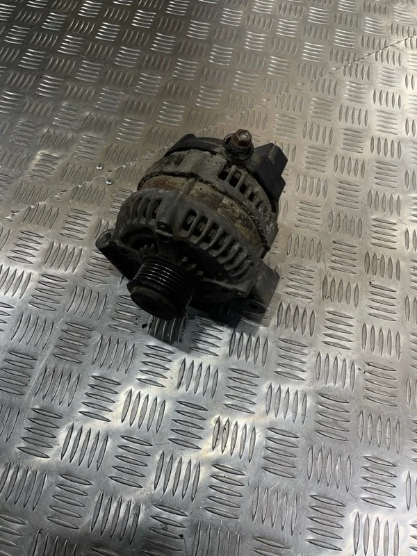 Генератор Land Rover Range Rover Sport LR013847 L320 306DT