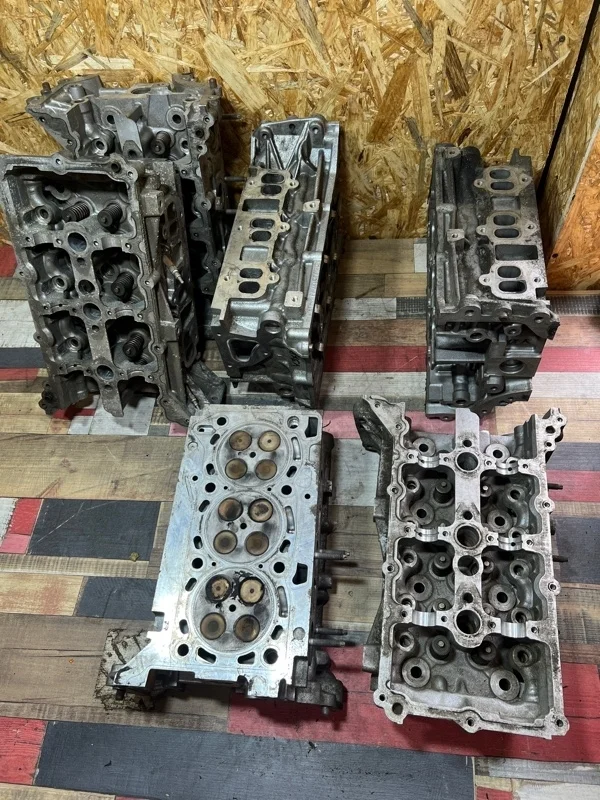 ГБЦ Nissan 2010-2014 1104100Q1E V9X, правый
