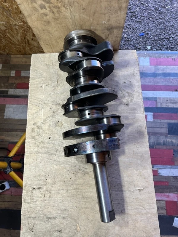 Коленвал Nissan Pathfinder 2010-2014 10102000QAD V9X