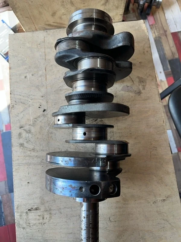 Коленвал Nissan Pathfinder 2010-2014 10102000QAD V9X