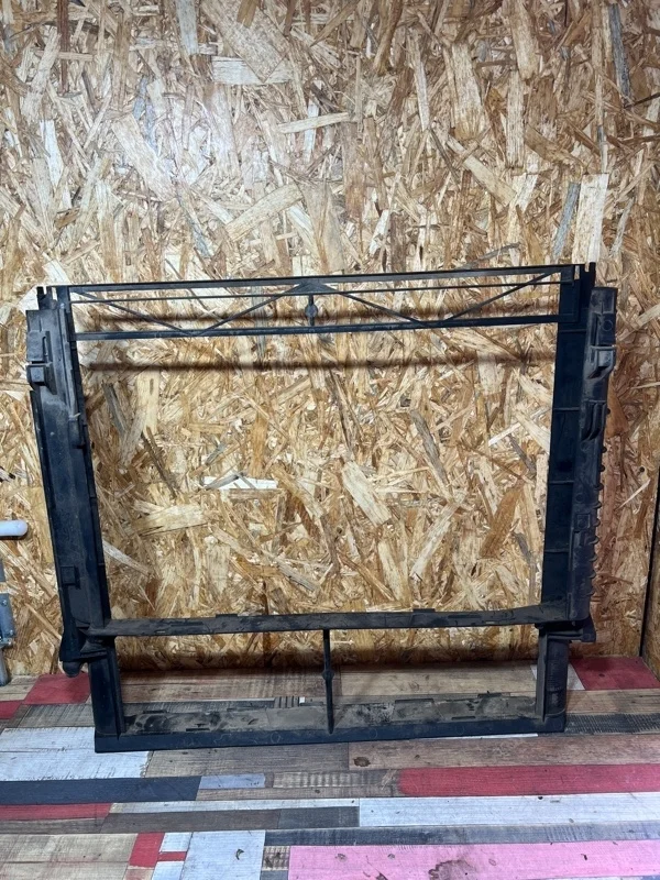 Рамка радиатора Land Rover Range Rover PCU000130 L322 M62