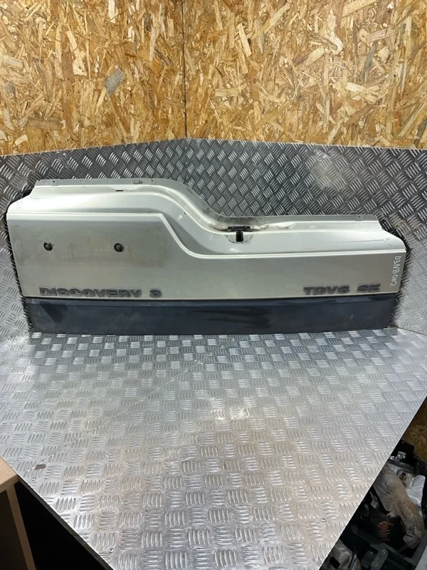 Крышка багажника Land Rover Discovery 2007 BHA780080 L319
