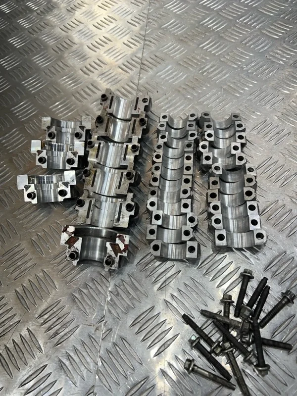Бугель распредвала Land Rover Discovery 306DT L319 306DT