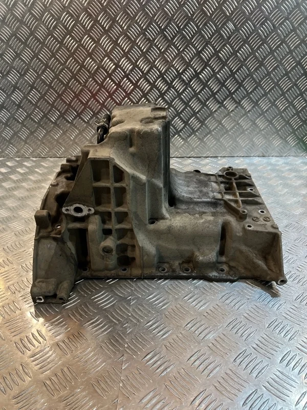 Поддон двигателя Land Rover Range Rover Sport LR013528 L494 306DT