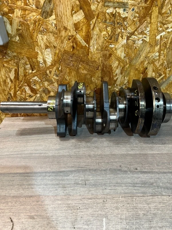 Коленвал Nissan Pathfinder 1010200Q6J R51 V9X