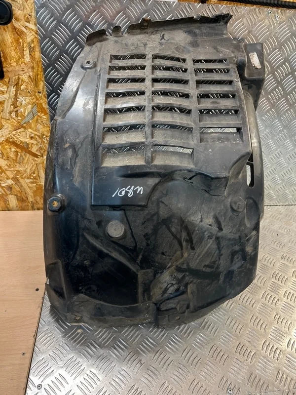 Подкрылок Land Rover Range Rover LR033071 L405 448DT, передний левый