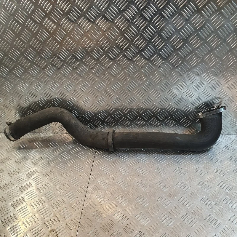 Патрубок интеркулера Land Rover Range Rover LR060674 L405 448DT