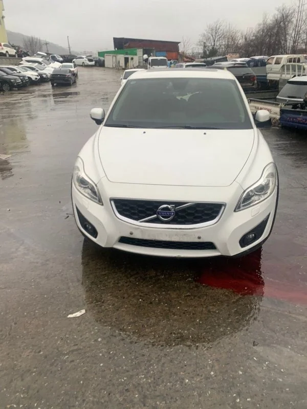 Передняя панель Volvo C30 2010 31299319 MK B5244S4