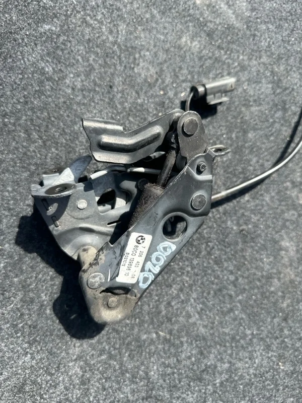 Замок капота BMW 7-Series 2012 51237206453 F02 N57D30А