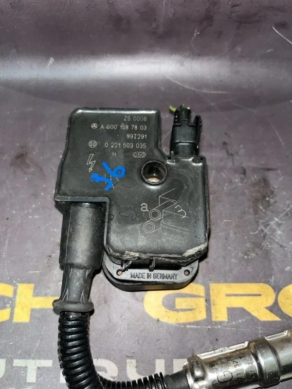 Катушка зажигания Mercedes-Benz S-Class 2005 A0001587803 W220 113.960