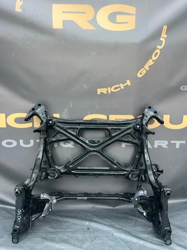 Подрамник Audi A6 2012 4G0399315L 4G2 CDUD, передний