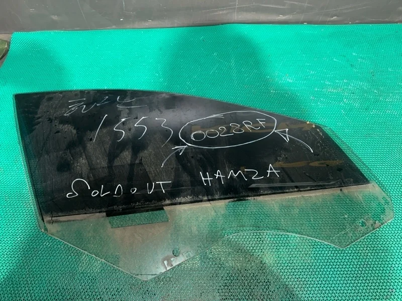 Стекло двери BMW 5-Series 2012 51337182110 F10 N47D20C, переднее правое